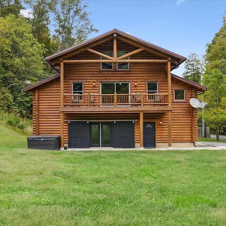 Hot Tub Fire Pit Game Room Theater Easy Access Sleeps 12 - Black Bear Lodge Pigeon Forge Eksteriør bilde