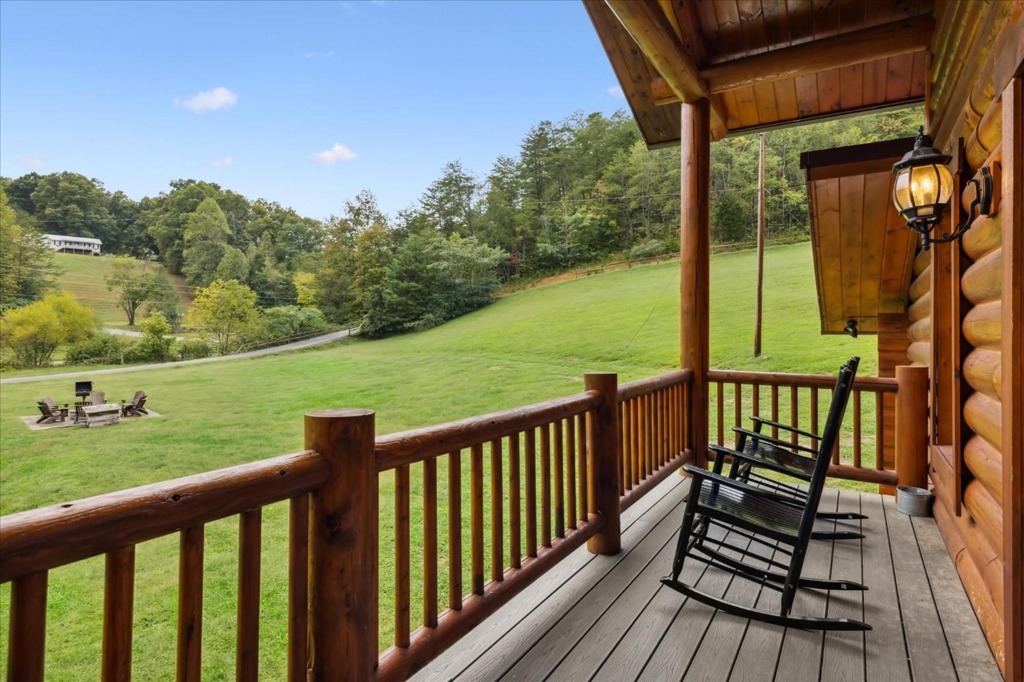 Hot Tub Fire Pit Game Room Theater Easy Access Sleeps 12 - Black Bear Lodge Pigeon Forge Eksteriør bilde