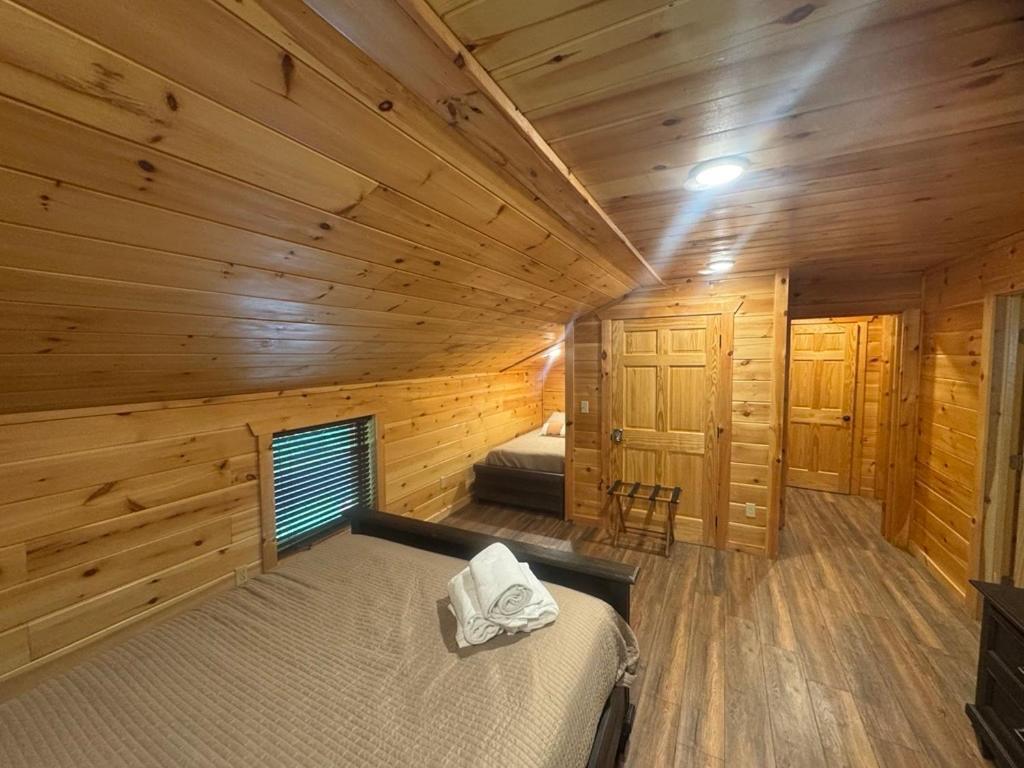 Hot Tub Fire Pit Game Room Theater Easy Access Sleeps 12 - Black Bear Lodge Pigeon Forge Eksteriør bilde